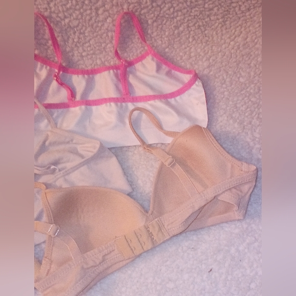 🆓 With $25 Dollar Purchase! Girl's (Bundle Variety) Starter bra's - Picture 8 of 8